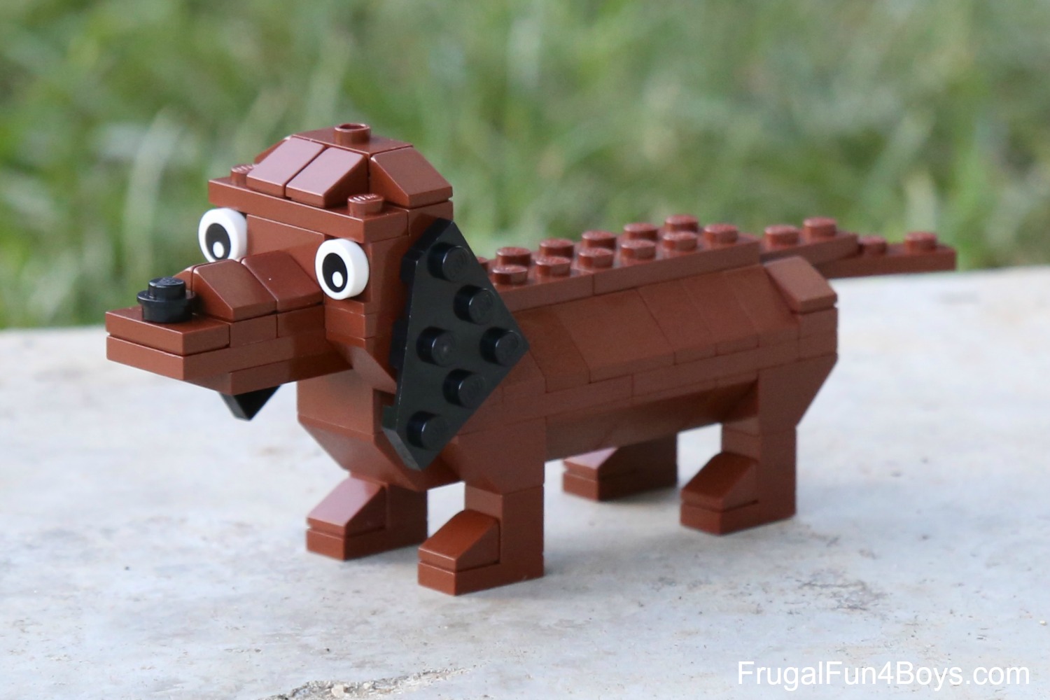 More LEGO Dogs! Dachshund and Mastiff Building Instructions
